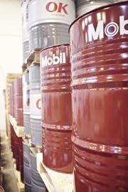 Energiselskab har mobil-olie med p industrimesse