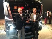 Mercedes-Benz krer hjem til Stuttgart med trofet