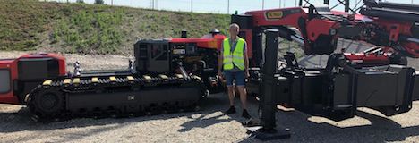 Kranen klarer opgaverne med bælte på