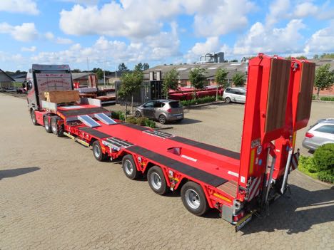 Sættevognen til særtransport har særlig styring og smart kontrol