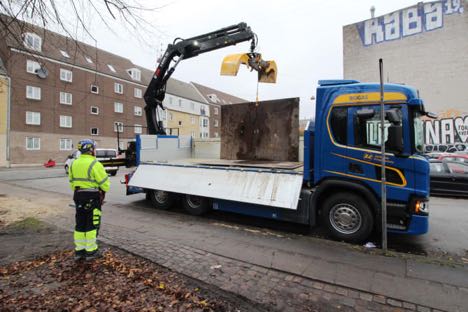 Chauffr i ny gaslastbil er godt tilfreds