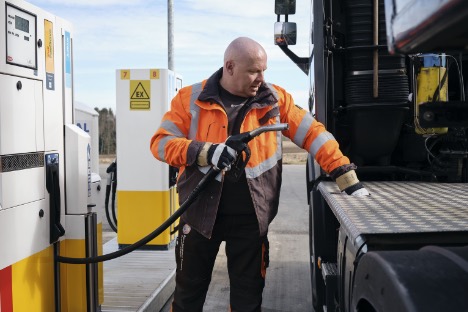 Energiselskab blander HVO i dieselolien p tankstationen
