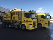 Sk�lsk�r Kloakservice suger slam med to nye k�ret�jer