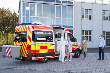 Bilproducent lancerer bil til mobil coronavirus-test