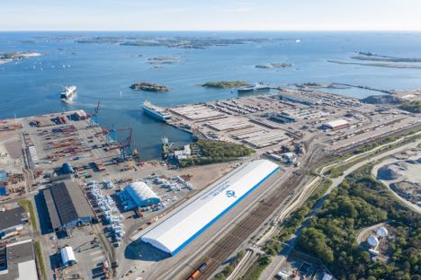 Vestsvensk havn med stor containeromsætning får ny omlastningsterminal