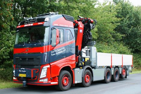 DAF-fan ruller ud med fem-akslet Volvo