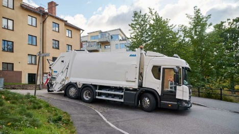 Lastbilproducent prsenterer nyhed med svingdr