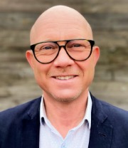 Pressechef skifter mælken ud med lastbiler