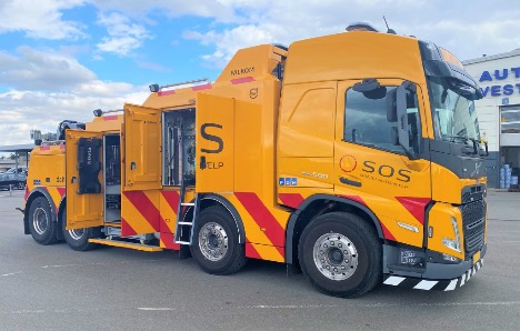 Autohjælp har fået nyt og tungt fire-akslet hjælpeværktøj fra autohus