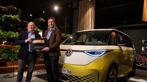 Elektrisk rugbrød er kåret som Årets Bil i Danmark 2023