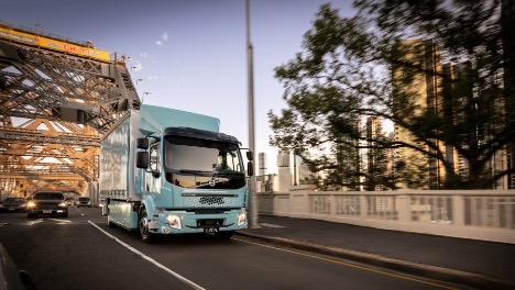 Svensk lastbilproducent skal levere 36 elektriske lastbiler til australsk virksomhed