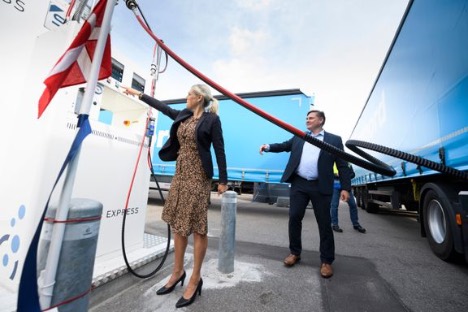 Svensk-dansk postkoncern indvier nyt tankanlæg til biogas i Brøndby