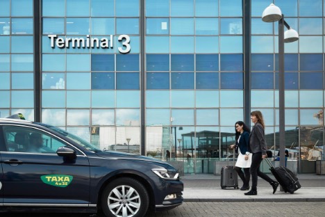 Nul-emissions taxier tager over i Kbenhavns Lufthavn
