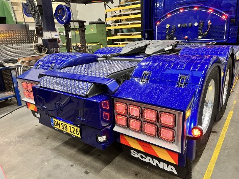 Holbæk-vognmand valgte V8'er med et