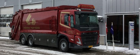 Renovationsbil med tre aksler har gearkasse med automatiseret gearskifte