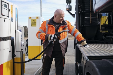Energiselskab blander HVO i dieselolien på tankstationen