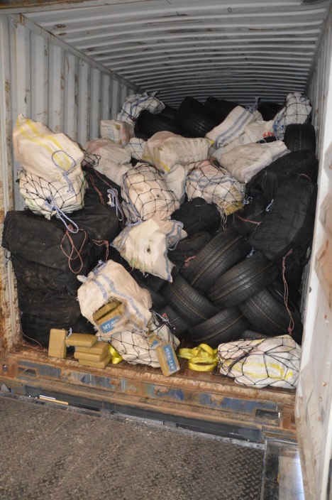Container med dæk skulle dække over narkosmugling