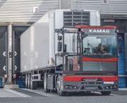 Tysk terminaltraktor er kørt ud på et nyt niveau af præcision og komfort