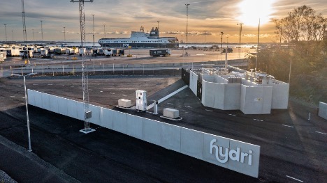 Lastbiler kan tanke brint i Göteborg