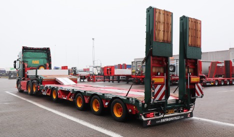Vognmand fra Næstved kan tage et tungere læs med ny fire-akslet maskintrailer