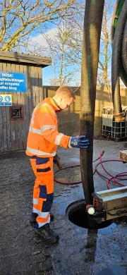 35-rig skiftede karriere fra social- og sundhedsassistent til spuleoperatr
