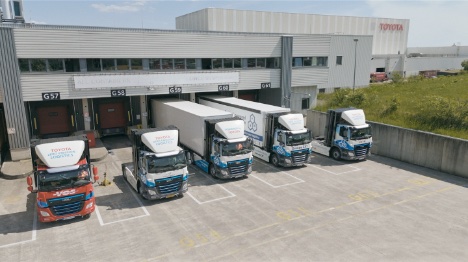 Lastbiler fra Holland med brndselsceller fra japansk koncern skal distribuere bildele i Europa