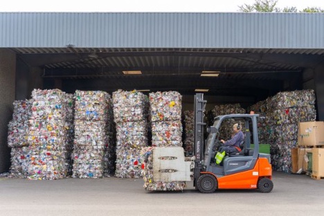 Fdevareplasten i skraldespanden skal genfdes som ny fdevareplast