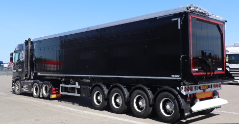 Fire-akslet korntip-trailer kom til Ringsted